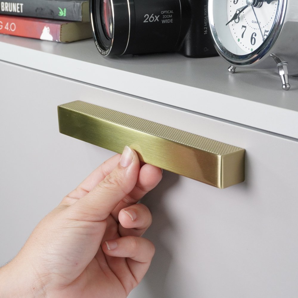 Puxador Alça Box 144mm Gold Escovado ZP5472 - Zen Design 144MM